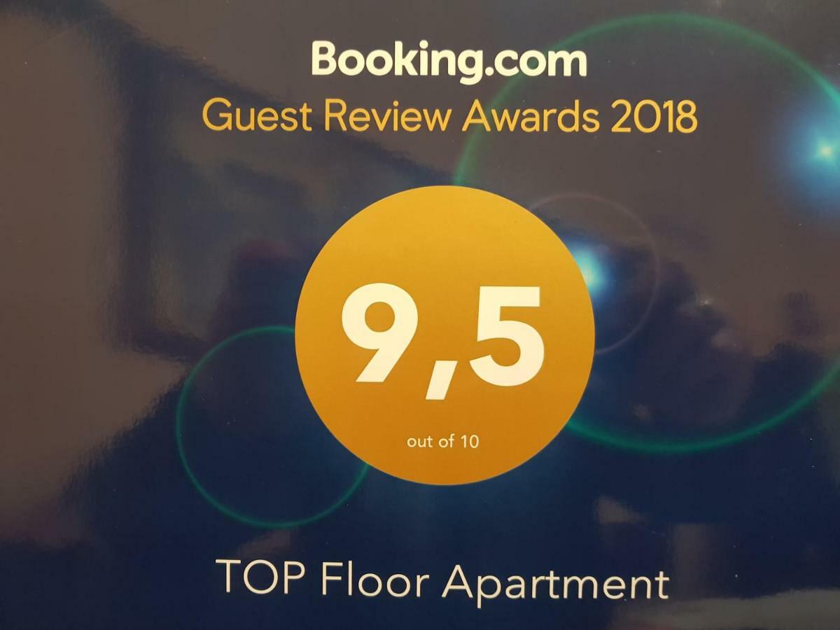 Top Floor Apartment 코모티니 외부 사진